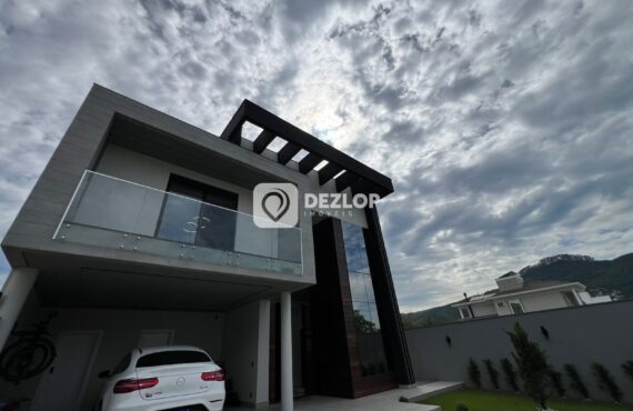 Casa A Venda No Deltaville Em Biguaçu | 3 Suítes Sendo 1 Master Com Closet