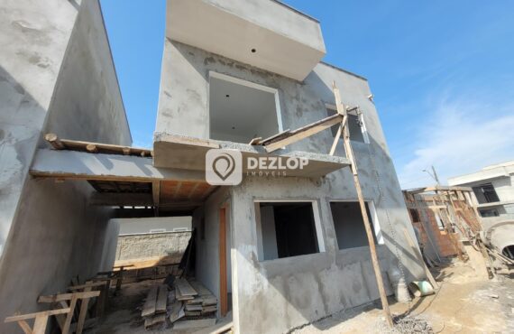 Sobrado á Venda no Biarro Rio Caveiras - Biguaçu - SC