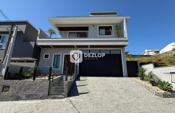 Casa à venda no Loteamento Cecília Zimmermann, Biguaçu - SC | Com Piscina