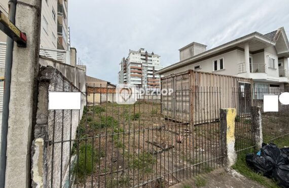 Terreno à Venda no bairro Praia João Rosa em Biguaçu