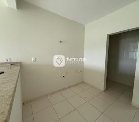 Apartamento à venda em Fundos, Biguaçu - SC | Duas Vagas Cobertas e Suíte