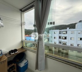 Apartamento à venda em Fundos, Biguaçu - SC| Residencial Açores Porteira fechada