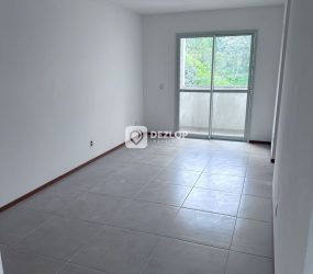 Apartamento à Venda no Bairro Ceniro Martins, São José em ótima localização!
