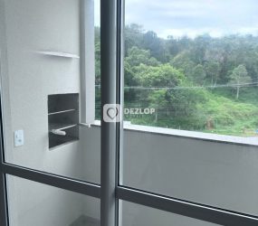 Apartamento à Venda no Bairro Ceniro Martins, São José em ótima localização!