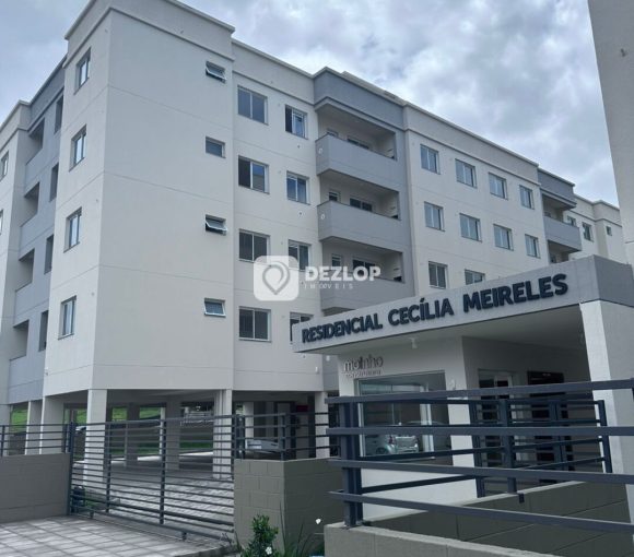 Apartamento à Venda no Bairro Ceniro Martins, São José em ótima localização!