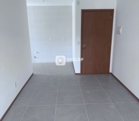 Apartamento à Venda no Bairro Ceniro Martins, São José em ótima localização!
