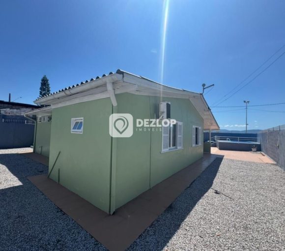 Casa à venda com Piscina | Prado de Baixo em Biguaçu - SC