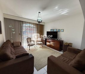 Casa à venda em Barreiros, São Jose - SC | Residencial e Comercial