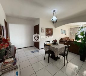 Casa à venda em Barreiros, São Jose - SC | Residencial e Comercial