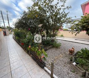 Casa à venda em Praia João Rosa, Biguaçu – SC | Terreno Grande e casa ampla