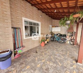 Casa à venda em Rio Caveiras, Biguaçu – SC | Terreno grande