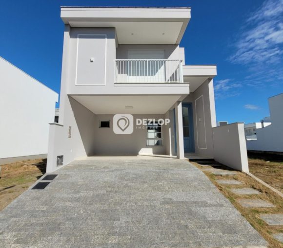 Casa à Venda no Brisas Condomínio Clube, Deltaville - Biguaçu