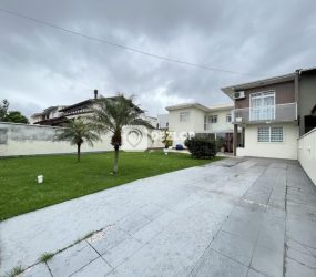 Casa à venda no Ipiranga, São José - SC | Dois pavimentos