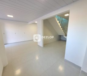 Casa à Venda no Loteamento Lisboa - Bairro Forquilhas, São José