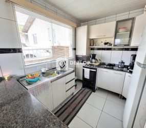 Casa , Biguaçu – SC | Tijuquinhas