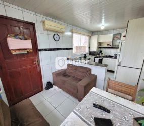 Casa , Biguaçu – SC | Tijuquinhas