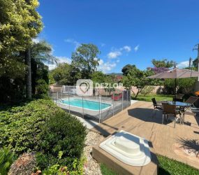 Casa com Piscina e Pomar a venda - Bairro Alto Biguaçu - SC