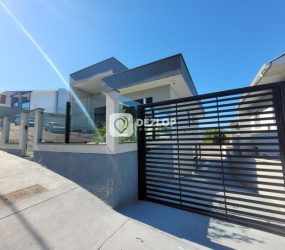 Casa de alto padrão à Venda no Bairro Potecas, São José!