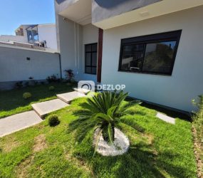 Casa de alto padrão à Venda no Bairro Potecas, São José!