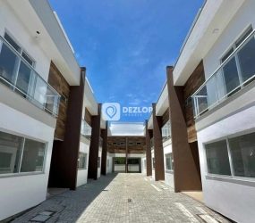 Casas dentro de condomínio fechado | Nova Palhoça