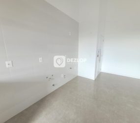 Cobertura à Venda com Vista para o Mar no Bairro Centro, Biguaçu!