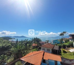 Pousada à venda em São Miguel, Biguaçu - SC I Com piscina, próximo ao mar