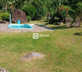 Sítio à venda em São Matheus, Biguaçu - SC | Cachoeira no fundo do terreno