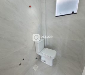 Sobrado à venda em Areias do Meio, Gov. Celso Ramos I Com Sacada