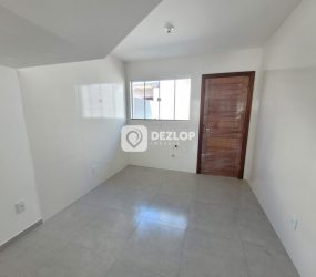 Sobrado à Venda em Forquilhas em São José – SC