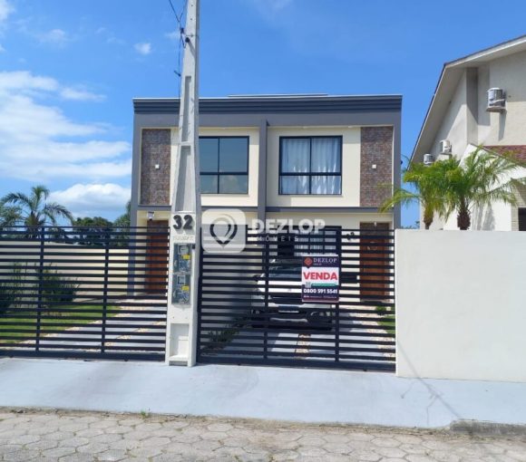 Sobrado à venda, Rio Caveiras - Biguaçu– SC | Com duas Suítes