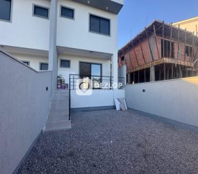 Sobrado com Duas Suìtes | Loteamento Alta vista – São José -SC