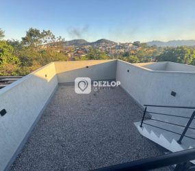 Sobrado com Duas Suìtes | Loteamento Alta vista – São José -SC