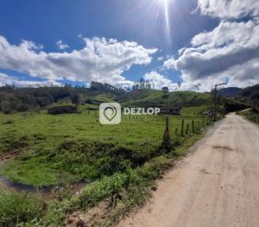 Terreno à venda em Três Riachos, Biguaçu | SC