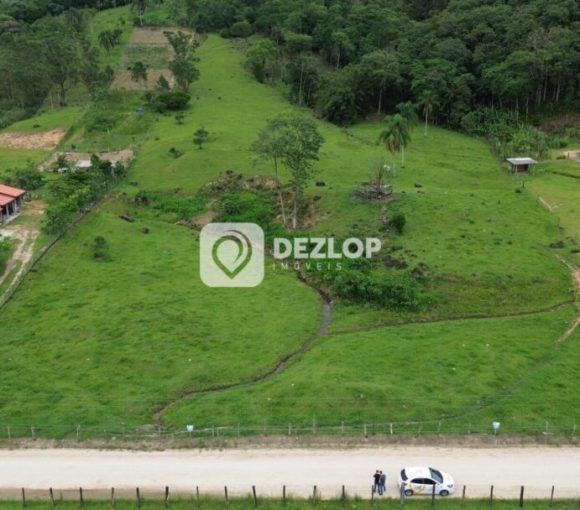 Terreno à venda em Três Riachos, Biguaçu - SC