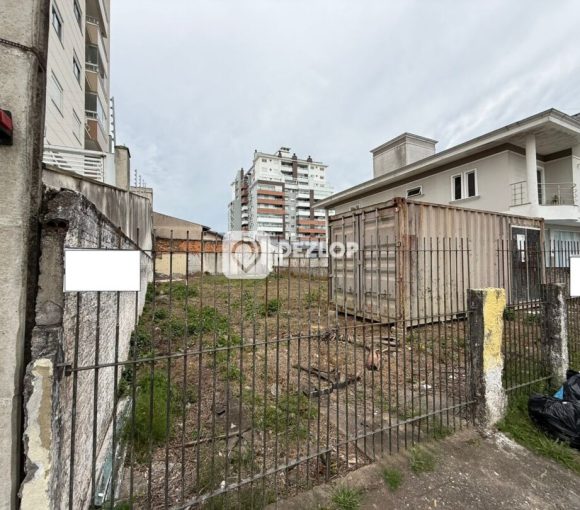 Terreno à Venda no bairro Praia João Rosa em Biguaçu