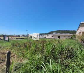 Terreno de Esquina á Venda no Bairro Fundos - Biguaçu - SC