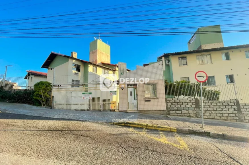 Apartamento à venda em Capoeiras, Florianópolis - SC | 2 Quartos no Residencial Anita Garibaldi - Destaque