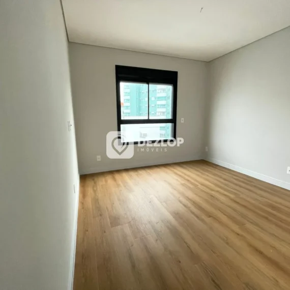 Apartamento à venda em Coqueiros, Florianópolis - SC | 2 Quartos sendo 1 Suíte - 02