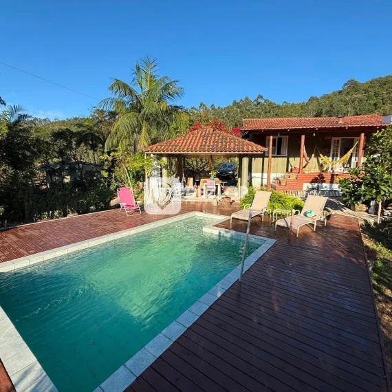 Apartamento à venda em Fundos, Biguaçu - SC | 2 Quartos no Condomínio Palácio de Síntra - 02