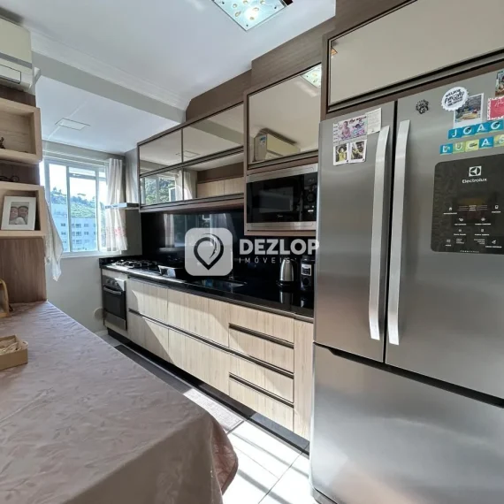 Apartamento à venda em Fundos, Biguaçu - SC | 2 Quartos no Residencial Kretzer - 02