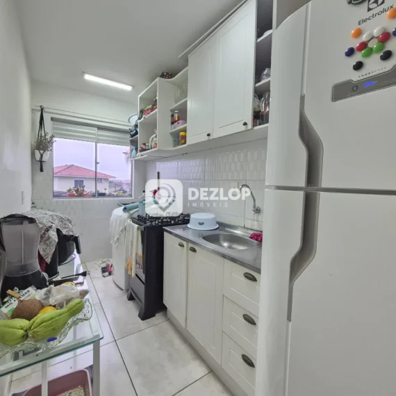 Apartamento à venda em Praia João Rosa, Biguaçu - SC | 2 Quartos no Condomínio Recanto dos Pássaros - 01