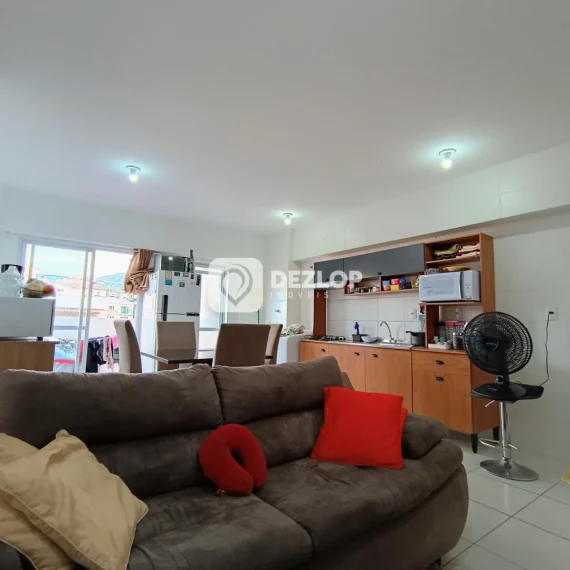 Apartamento à venda em Real Parque, São José | 2 Quartos no Res. Campos - 02