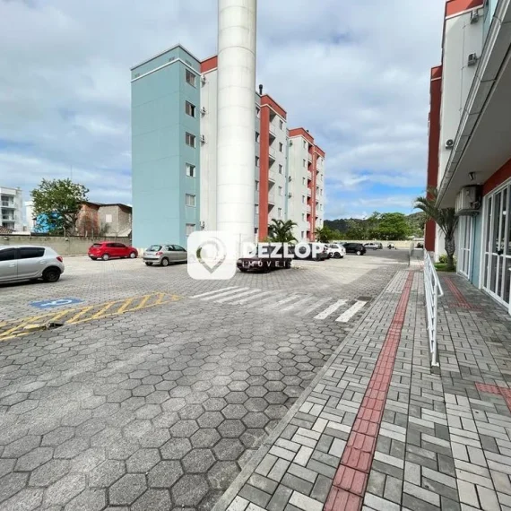 Apartamento à venda em Rio Caveiras, Biguaçu - SC | 2 Quartos no Condomínio Vila Rica - 02