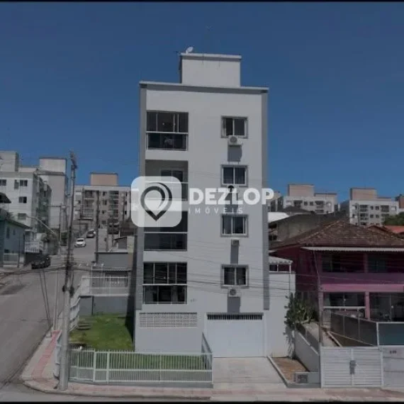 Apartamento à venda em Serraria, São José - SC | 2 Quartos sendo 1 Suíte - 02