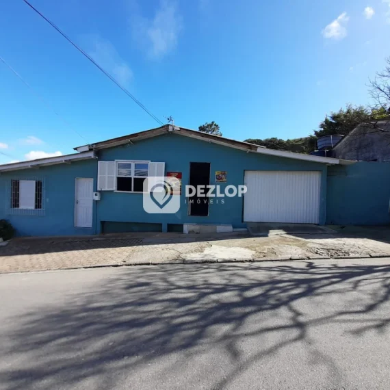 Casa à venda em Areias, São José | 3 Quartos - 01