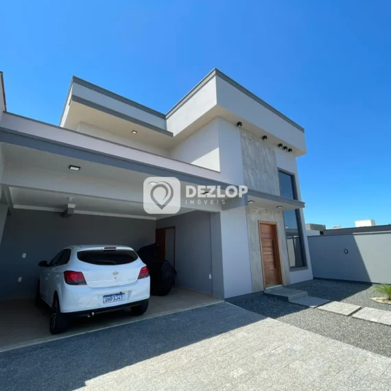 Casa à venda em Areias, Tijucas | 3 Quartos sendo 2 Suítes - 01