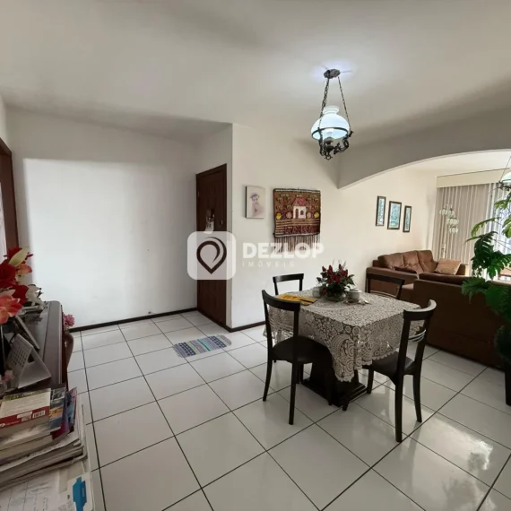 Casa à venda em Barreiros, São José | 5 Quartos sendo 1 Suíte - 01