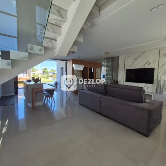 Casa à venda em Deltaville, Biguaçu - SC | 3 Quartos sendo 1 Suíte - 01