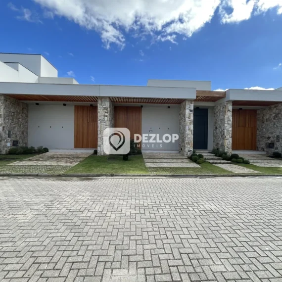 Casa à venda em Deltaville, Biguaçu - SC | 3 Quartos sendo 3 Suítes - 01