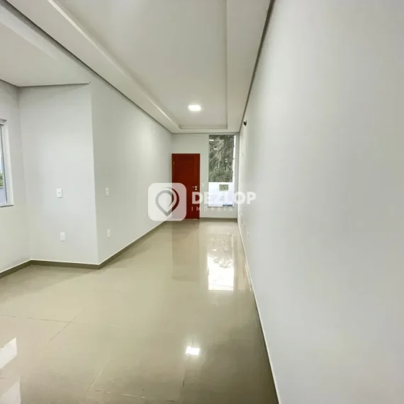 Casa à venda em Forquilhas, São José - SC - 01